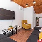 Cozy In بيت للعطل بروداريكا