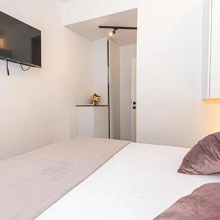 Dom wakacyjny Cozy In Brodarica (Sibenik-Knin)