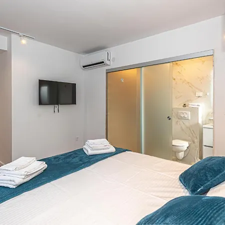 Holiday home Amazing In With House Sea View *