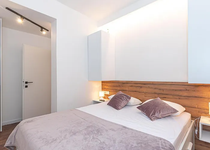 Сasa de vacaciones Cozy In Brodarica (Sibenik-Knin)