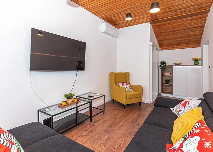 Cozy In Сasa de vacaciones Brodarica (Sibenik-Knin)